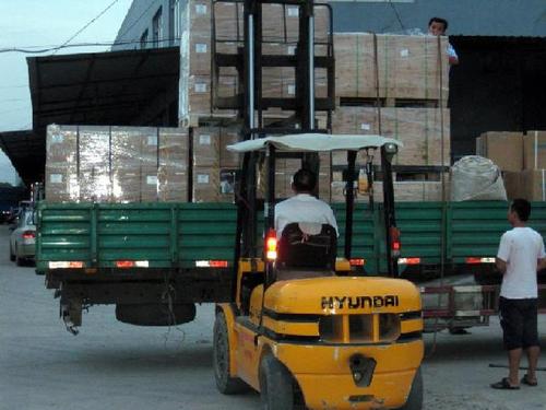 凭祥至越南货运专线 高效便捷的货物进出口通道